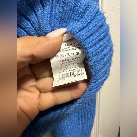 Open Shoulder Blue Sweater - Picture 4 of 5